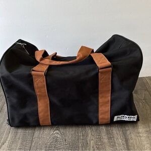 Alter Ego running duffle bag black w/ tan